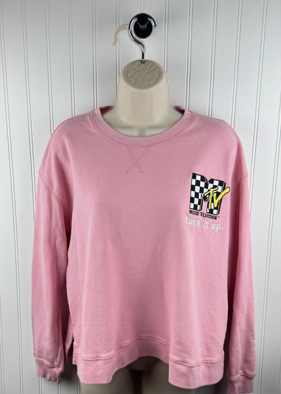 MTV Turn It Up Pink Embroidered Graphic Sweatshirt Fleece Pullover XL